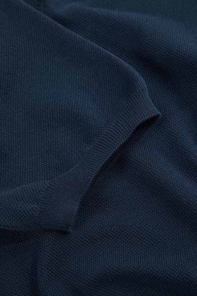 NAVY BLUE SHORT SLEEVE TSHIRT 4