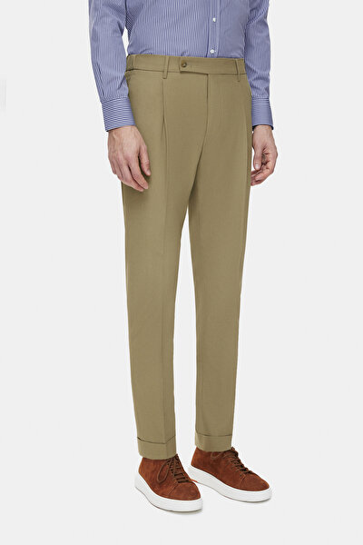 BEIGE TROUSERS 3