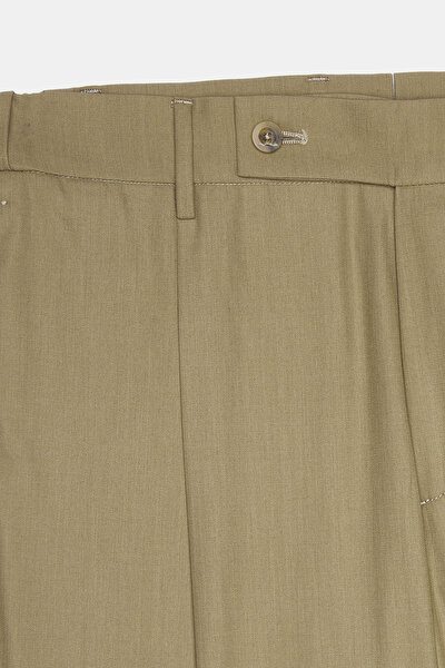 BEIGE TROUSERS 8