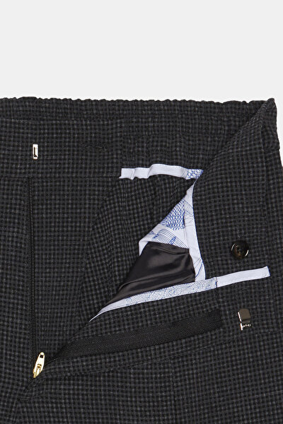 BLACK SMALL BOXES DESIGN TROUSERS 9