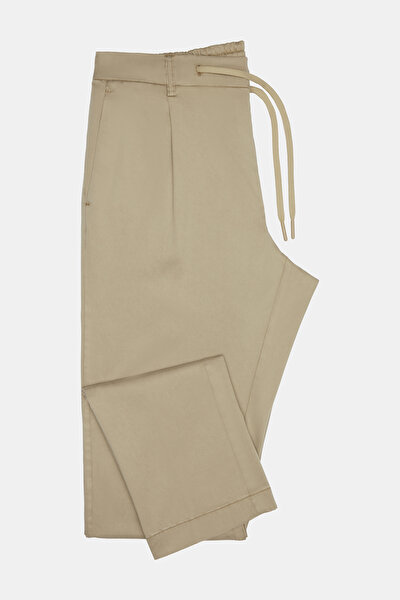 BEIGE TROUSERS 3