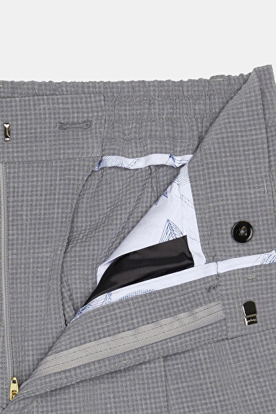 GREY SMALL BOXES DESIGN TROUSERS 5