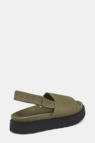 SANDAL 3