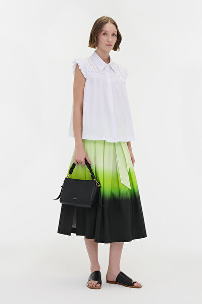 WHITE SLEEVELESS BLOUSE 4