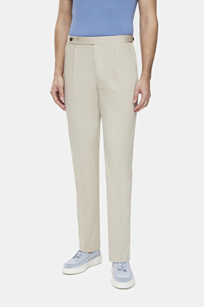 BEIGE TROUSERS 3