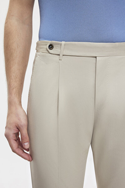 BEIGE TROUSERS 5