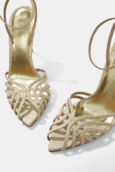 NATURAL RAFFIA SHOE 5