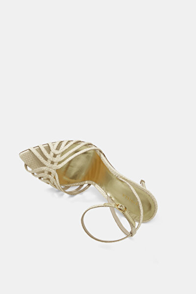 NATURAL RAFFIA SHOE 8