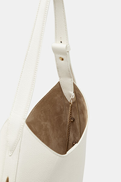 WHITE LEATHER BAG 10