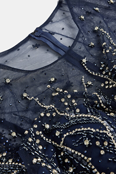 DRESS 4