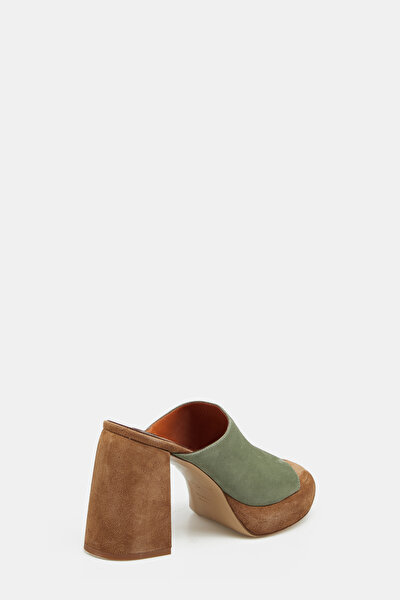 BROWN SUEDE SLIPPER 3