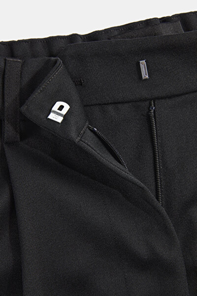 SHORT 3