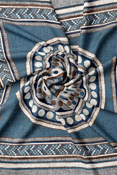 HANDKERCHIEF 4