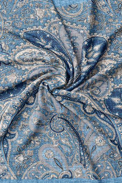 HANDKERCHIEF 4