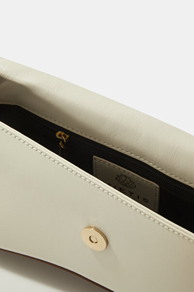 TAN LEATHER BAG 9