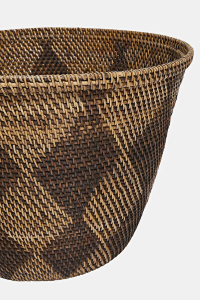 VASE WITH LID 4