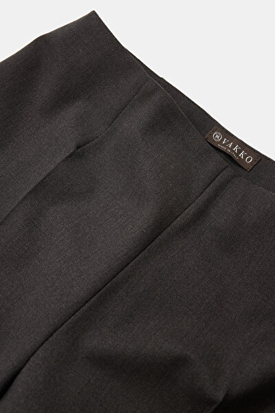 BROWN SKINNY LEG TROUSERS 3