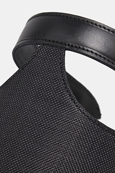 BLACK HAT 4