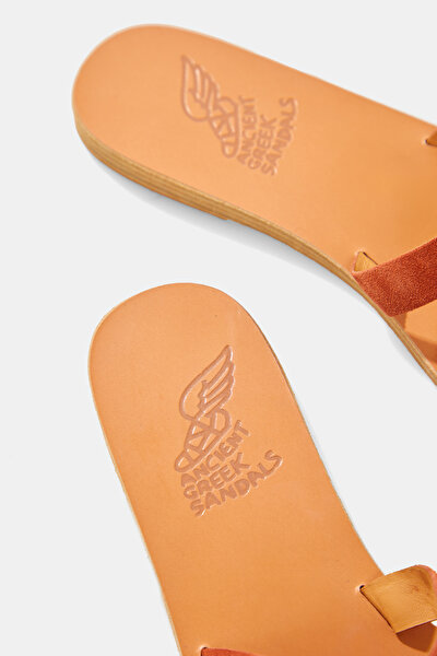 MAROON SANDALS 5