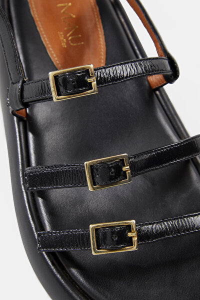 SANDALS 4