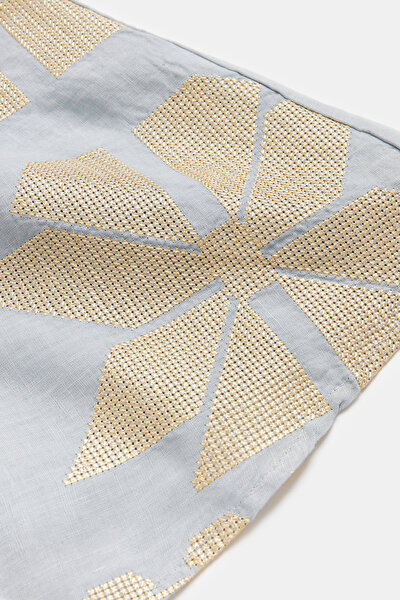 GOLD BLOUSE 4