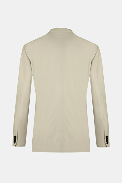 SUIT 5