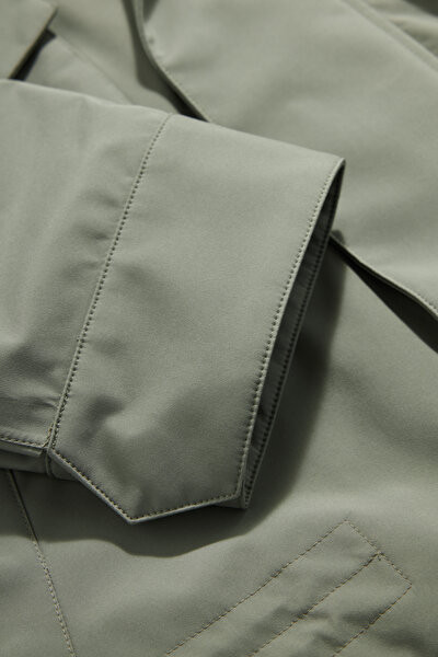 LIGHT GREEN COAT 3