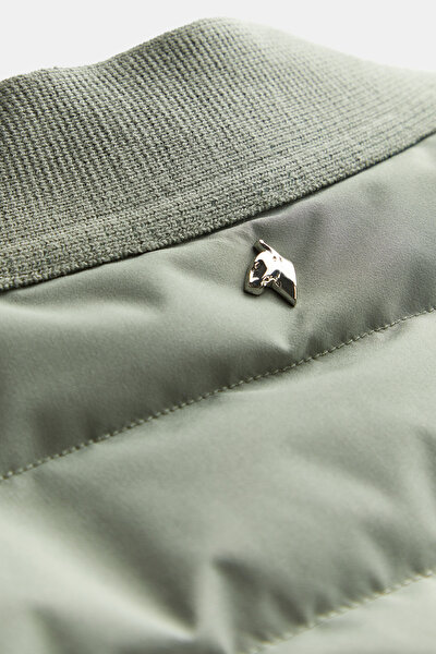 LIGHT GREEN VEST 8