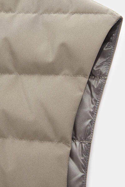 BEIGE VEST 4