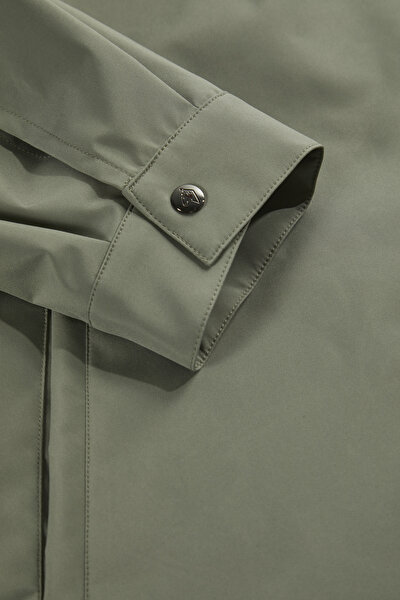 BEIGE COAT 9