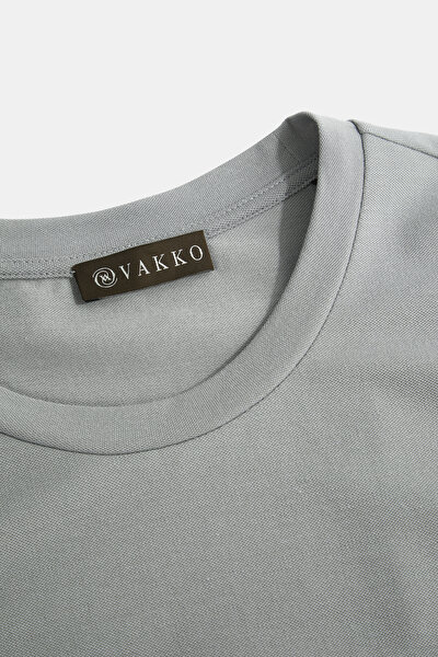 SİYAH O YAKA KISA KOLLU T-SHIRT 3
