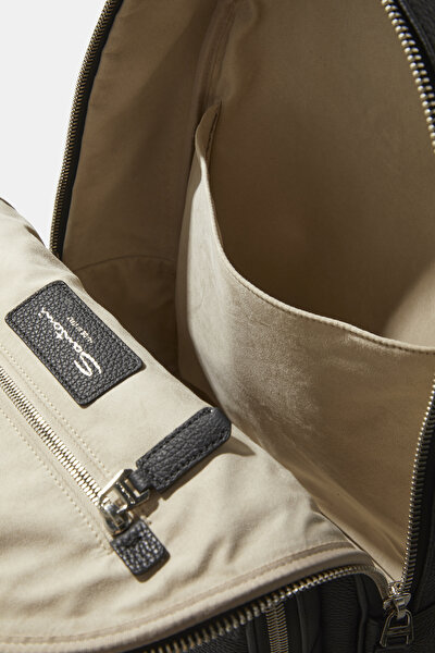 BLACK LEATHER BAG 9
