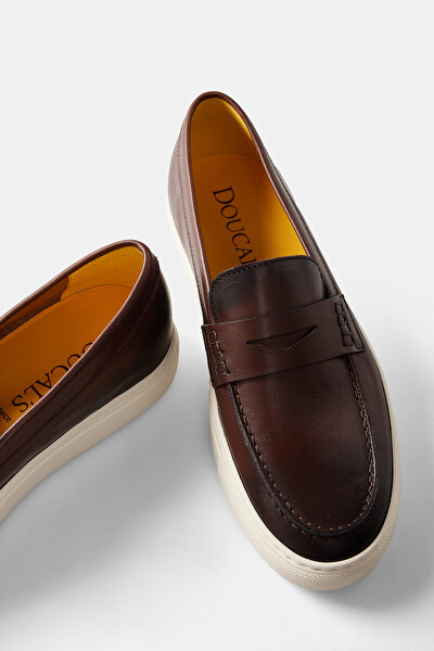 BROWN LEATHER SHOE 4