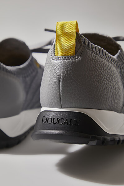 GREY SHOE 4