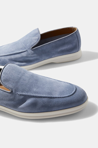 BLUE SUEDE SHOES 4