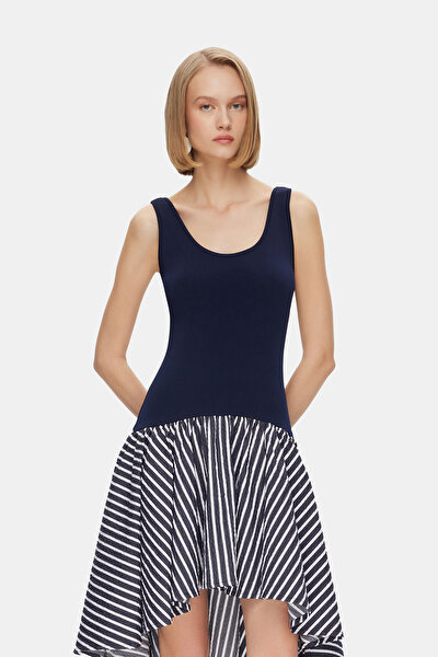 WHITE SLEEVELESS DRESS 3