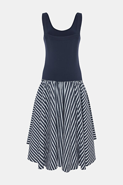 WHITE SLEEVELESS DRESS 5