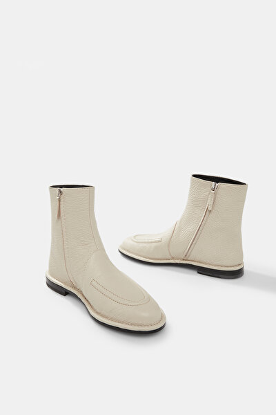 ECRU LEATHER BOOT 5