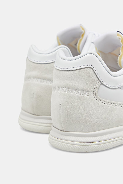 SNEAKER 4