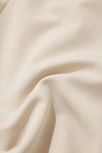 BEIGE SHORT SLEEVE BELOW THE KNEE DRESS 4