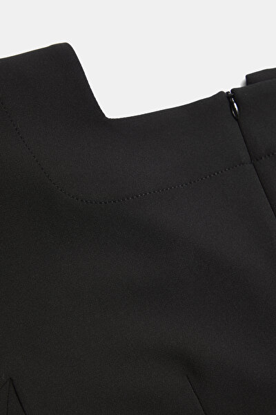 BLACK SHORT SLEEVE BELOW THE KNEE DRESS 4