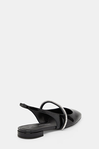 BLACK PATENT LEATHER SHOE 4