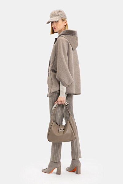 BEIGE LEATHER BAG 5