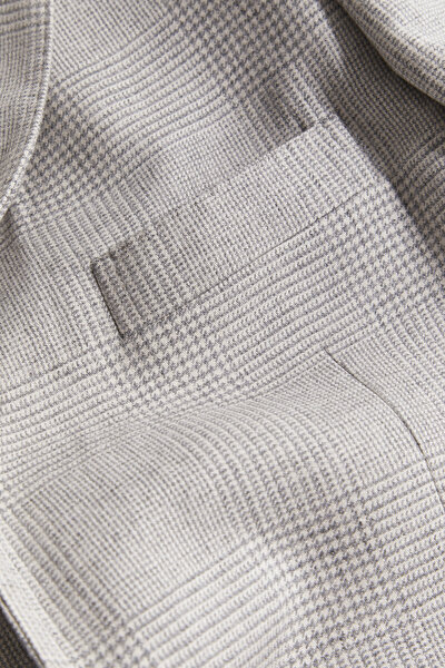 WHITE JACKET 9