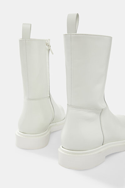 WHITE LEATHER BOOT 5