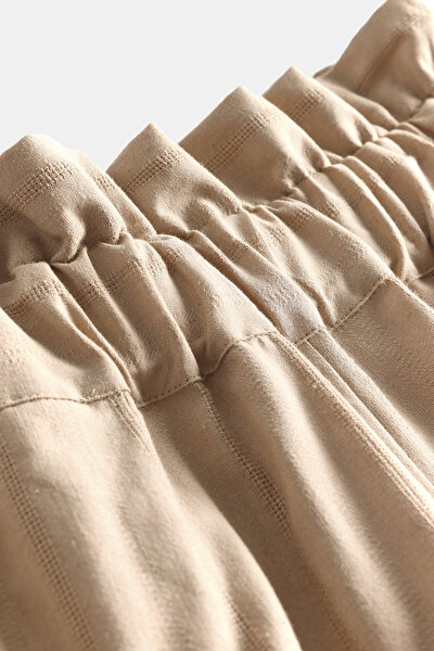 BEIGE SHORTS 3