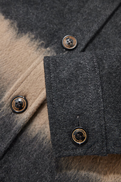 GREY COAT 4
