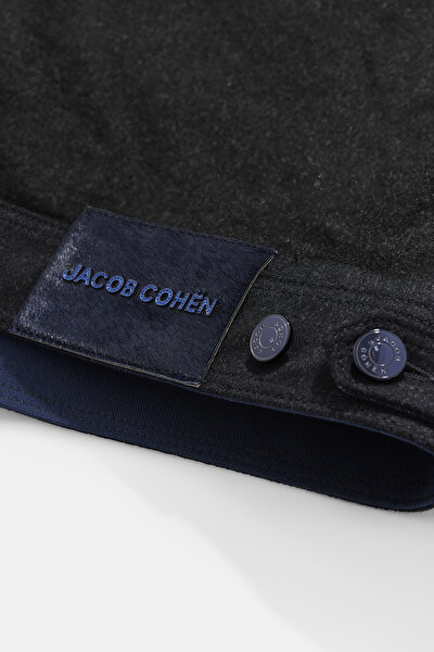 COAT 10
