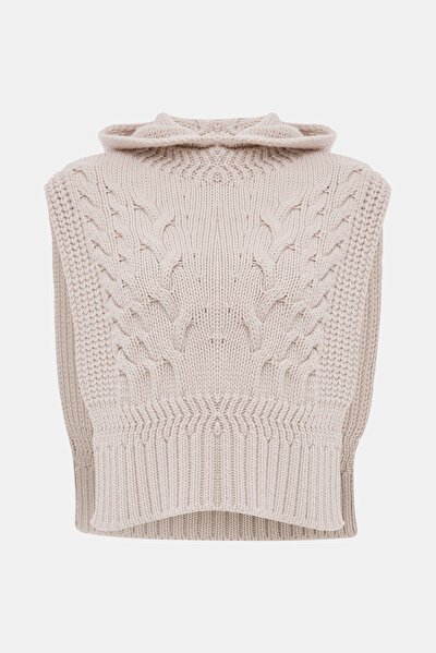 BEIGE SWEATER 5