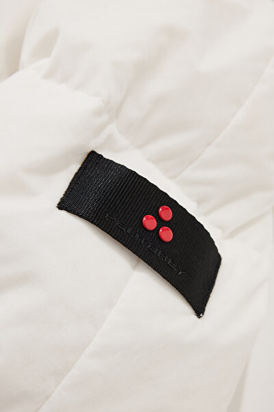 WHITE COAT 9